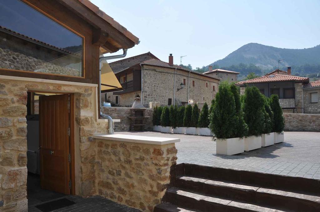 El Abrigano Del Canon Pesquera de Ebro Номер фото